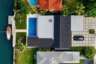 1560 Cleveland Rd, Miami Beach, FL 33141 - Photo 1