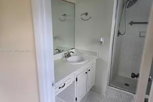 9261 Sunrise Lakes Blvd, Sunrise, FL 33322 - Photo 29