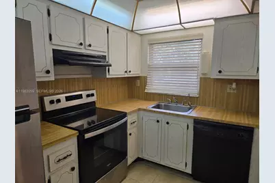 9261 Sunrise Lakes Blvd #201, Sunrise, FL 33322 - Photo 21