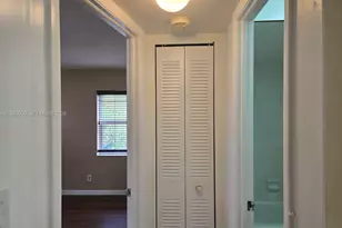 9261 Sunrise Lakes Blvd, Sunrise, FL 33322 - Photo 31