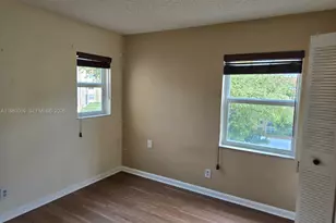 9261 Sunrise Lakes Blvd, Sunrise, FL 33322 - Photo 5