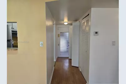 9261 Sunrise Lakes Blvd #201, Sunrise, FL 33322 - Photo 3