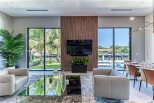 2817 NE 35th St, Fort Lauderdale, FL 33306 - Photo 9