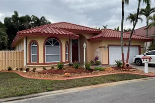 11581 SW 10th Ct, Pembroke Pines, FL 33025 - Photo 3