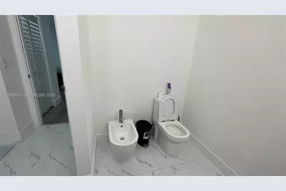 11581 SW 10th Ct, Pembroke Pines, FL 33025 - Photo 23