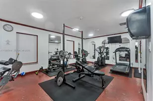 4270 NW 40th St, Lauderdale Lakes, FL 33319 - Photo 31