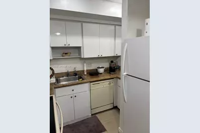 1750 W 56 St #112, Hialeah, FL 33012 - Photo 5