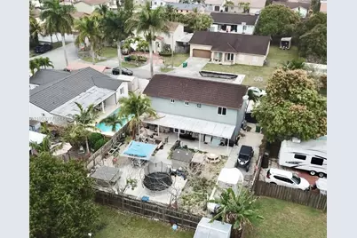 15302 SW 180th Ter, Miami, FL 33187 - Photo 17