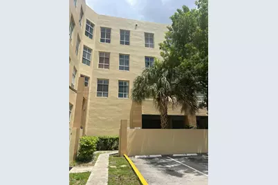 7400 W 20th Ave #425, Hialeah, FL 33016 - Photo 1