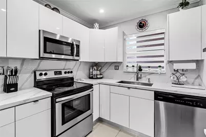 13715 Kendale Lakes Cir #A-304, Miami, FL 33183 - Photo 11