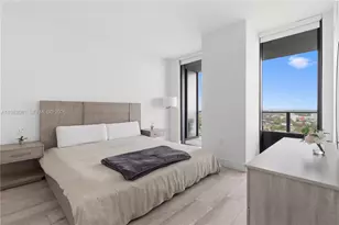 121 NE 34th St, Miami, FL 33137 - Photo 7