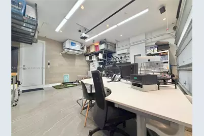 7475 NW 97th Ct, Doral, FL 33178 - Photo 35