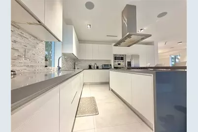 7475 NW 97th Ct, Doral, FL 33178 - Photo 41