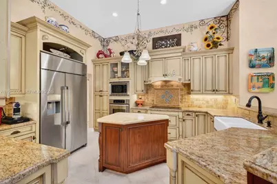 1083 SW 156th Ter, Pembroke Pines, FL 33027 - Photo 15
