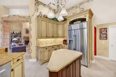 1083 SW 156th Ter, Pembroke Pines, FL 33027 - Photo 41