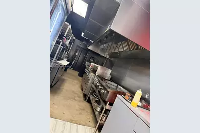 9610 Pines Blvd, Pembroke Pines, FL 33024 - Photo 1