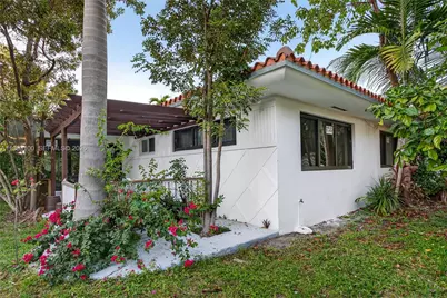 1100 N Shore Dr #0, Miami Beach, FL 33141 - Photo 33