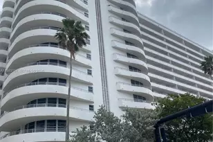 5555 Collins Ave, Miami Beach, FL 33140 - Photo 3