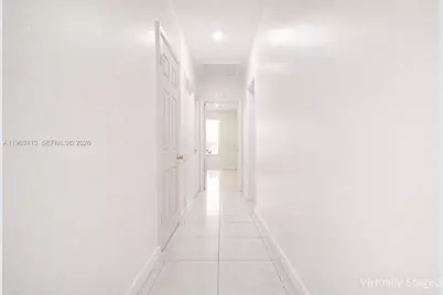 550 NE 173rd St, North Miami Beach, FL 33162 - Photo 15