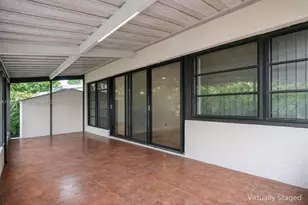 550 NE 173rd St, North Miami Beach, FL 33162 - Photo 31