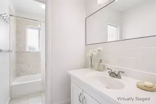 550 NE 173rd St, North Miami Beach, FL 33162 - Photo 27