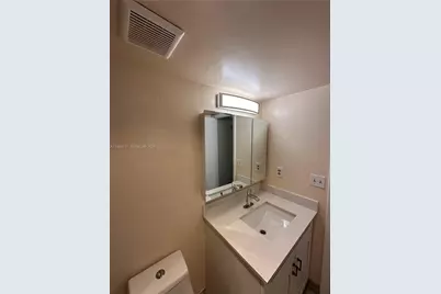 1100 Saint Charles Pl #215, Pembroke Pines, FL 33026 - Photo 21