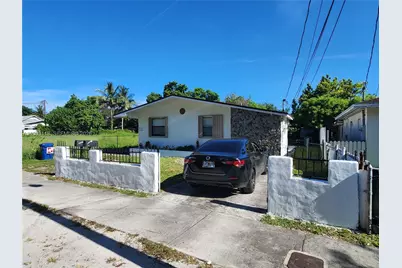 836 NW 98th St #838, Miami, FL 33150 - Photo 3