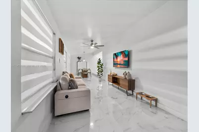 120 W 50th St, Hialeah, FL 33012 - Photo 17