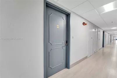 919 Hillcrest Dr #704, Hollywood, FL 33021 - Photo 15