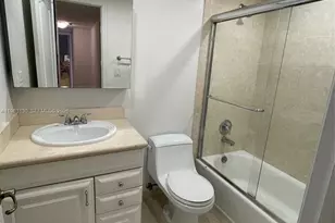 8107 SW 72nd Ave, Miami, FL 33143 - Photo 11