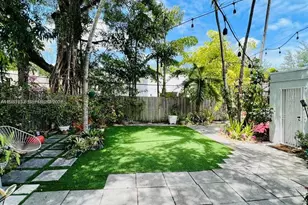 551 NE 69th St, Miami, FL 33138 - Photo 11