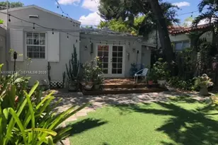 551 NE 69th St, Miami, FL 33138 - Photo 13