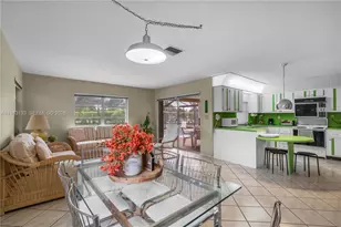 16623 Waters Edge Dr, Weston, FL 33326 - Photo 11