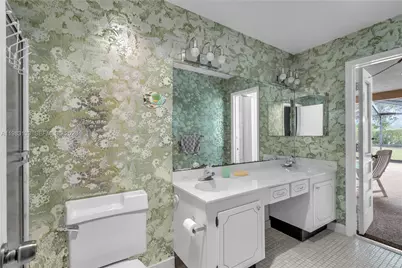 16623 Waters Edge Dr, Weston, FL 33326 - Photo 25