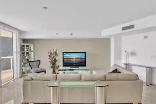 17201 Collins Ave, Sunny Isles Beach, FL 33160 - Photo 9