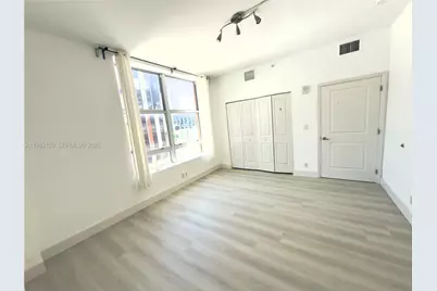 111 E Flagler St #805, Miami, FL 33131 - Photo 13