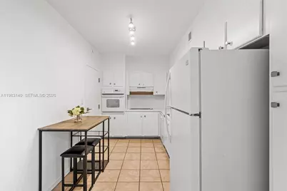 90 Edgewater Dr #1216, Coral Gables, FL 33133 - Photo 15