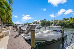 90 Edgewater Dr, Coral Gables, FL 33133 - Photo 37