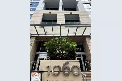 1060 Brickell Ave #1707, Miami, FL 33131 - Photo 1