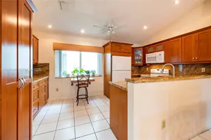 828 NW 99th Ave, Plantation, FL 33324 - Photo 11