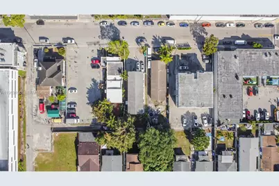 1542 NW 35th St, Miami, FL 33142 - Photo 17