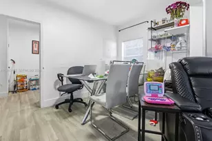 2142 NW 33rd St, Miami, FL 33142 - Photo 15