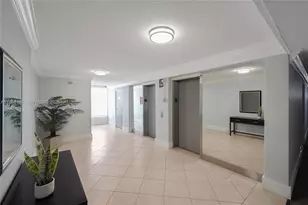 2000 NE 135th St, North Miami, FL 33181 - Photo 3