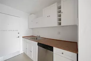 2000 NE 135th St, North Miami, FL 33181 - Photo 5