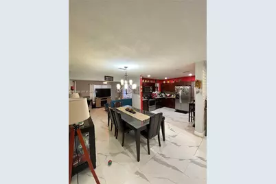 210 SW 65th Way, Pembroke Pines, FL 33023 - Photo 7