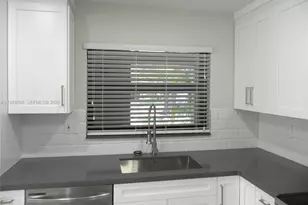 13178 SW 91st Pl, Miami, FL 33176 - Photo 11