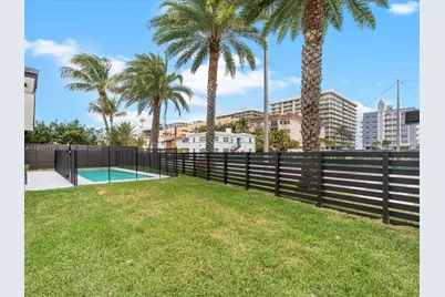 301 88th St, Surfside, FL 33154 - Photo 11