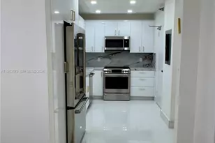 10185 Collins Ave, Bal Harbour, FL 33154 - Photo 7