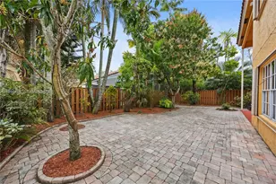 2721 Montevideo Ave, Cooper City, FL 33026 - Photo 25