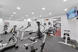 230 S 174th St, Sunny Isles Beach, FL 33160 - Photo 39